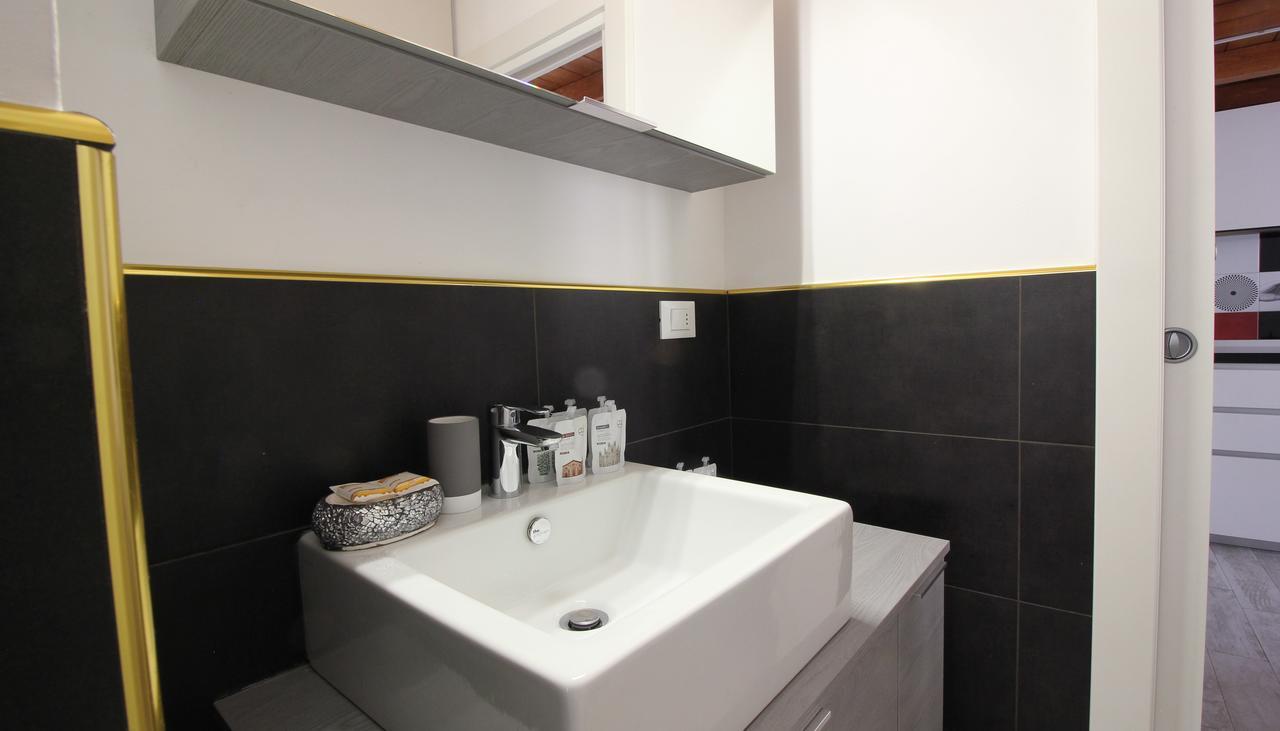 Italianway-Canonica 34 Mailand Exterior foto